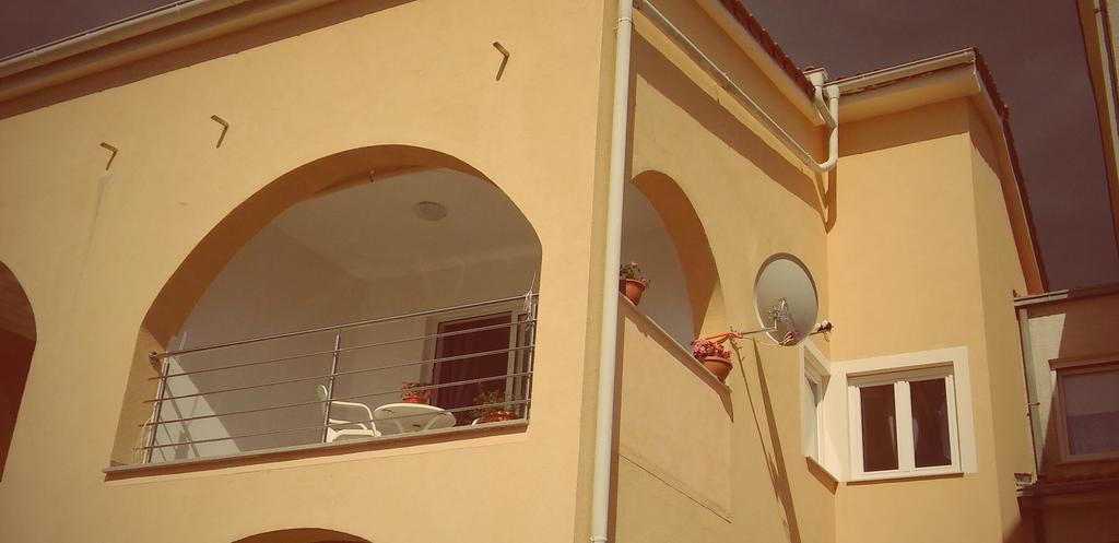 Apartment Valentina Klenovica Exterior photo