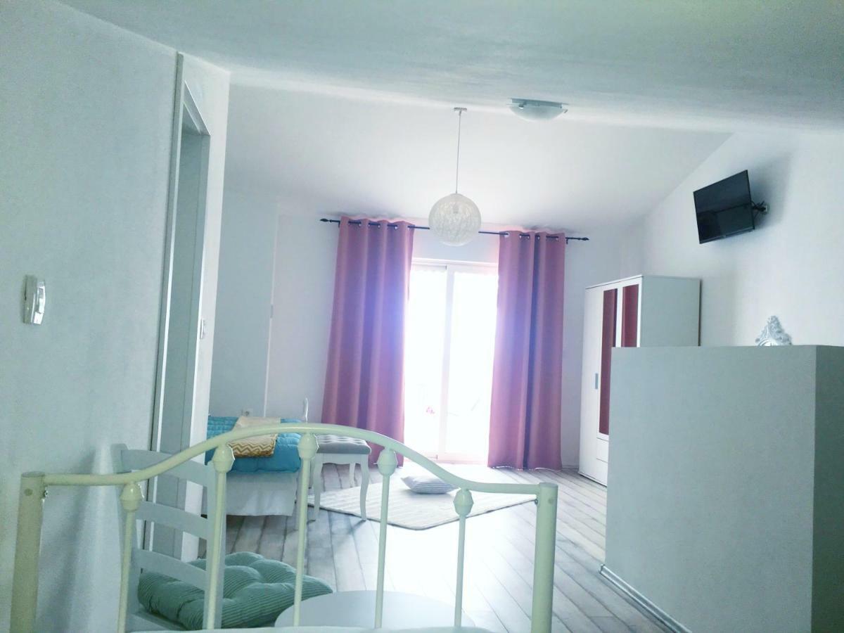 Apartment Valentina Klenovica Exterior photo